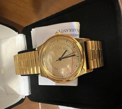 Watch- All Gold Logo